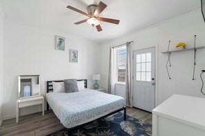 5 soverom, strykejern/-brett, wi-fi og sengetøy