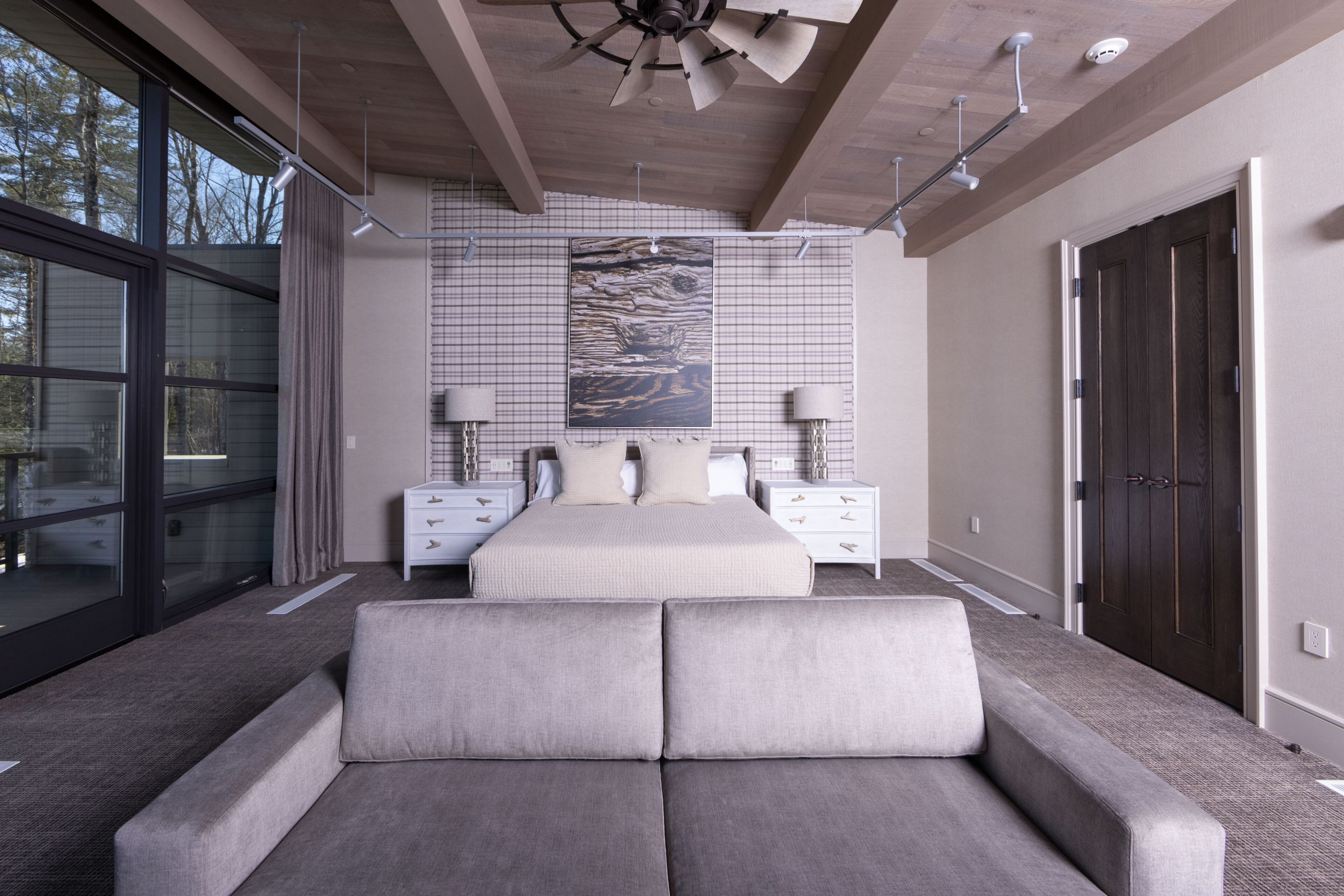 Kabin Premium, balkon | Seprai premium, brankas, meja kerja, dan setrika/meja setrika