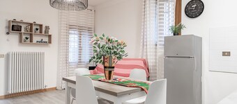 [Ca' Latina] - Casa elegante in centro città con wifi veloce