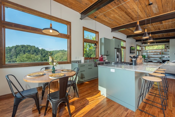 Frigorífic, microones, forn i placa de cuina