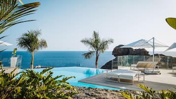 Piscine extérieure, piscine chauffée