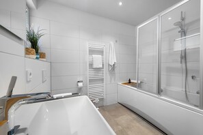 Hair dryer - "Ocean Place" sea view vacation apartment on the Baltic Sea - 3 minutes' walk to the beach (Olpenitz)