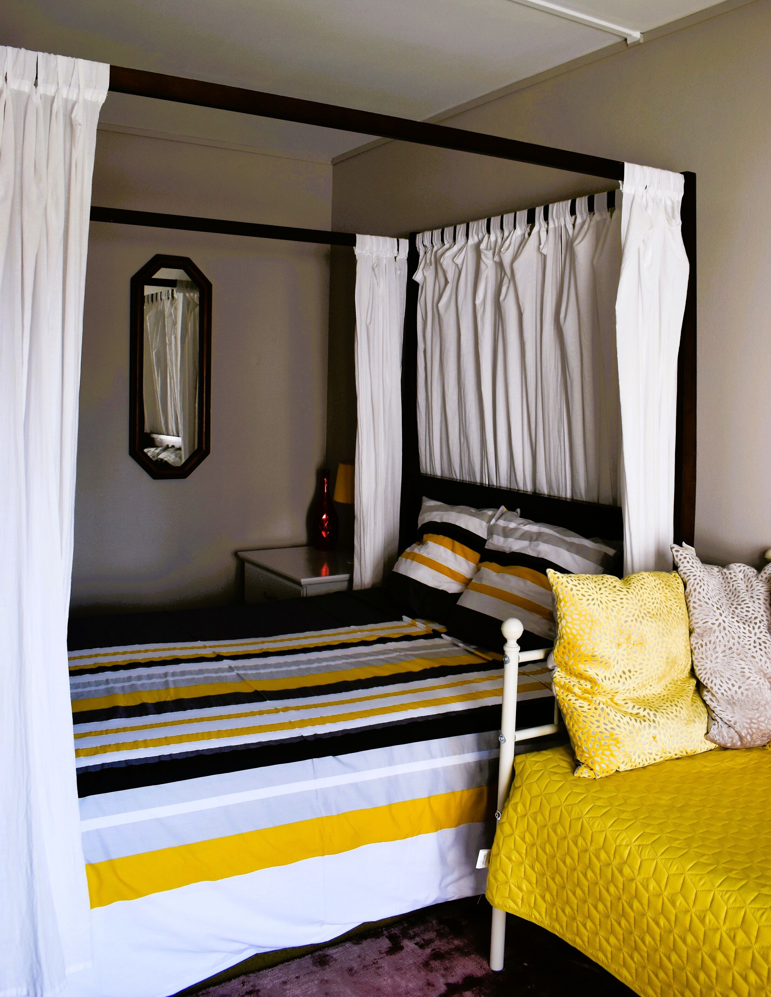 Chambre Triple Confort | Décoration personnalisée, ameublement personnalisé, Wi-Fi gratuit