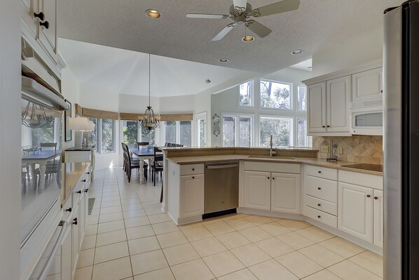 Microwave, oven, stovetop, dishwasher
