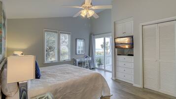 4 bedrooms, iron/ironing board, bed sheets