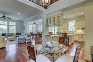 Interior - 3 Cottage Court (Hilton Head Island)