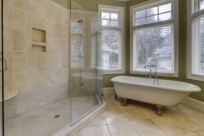 Shower - 3 Cottage Court (Hilton Head Island)