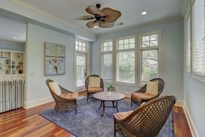 Interior - 3 Cottage Court (Hilton Head Island)