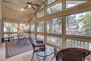 Interior - 10 Surf Scoter (Hilton Head Island)