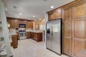 Microwave, oven, stovetop, dishwasher