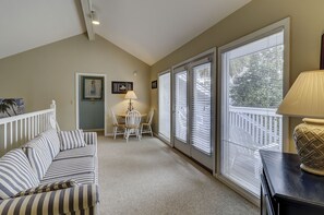 TV - 30 Pelican (Hilton Head Island)