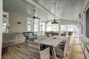 Dining - 22 Carters Manor (Hilton Head Island)