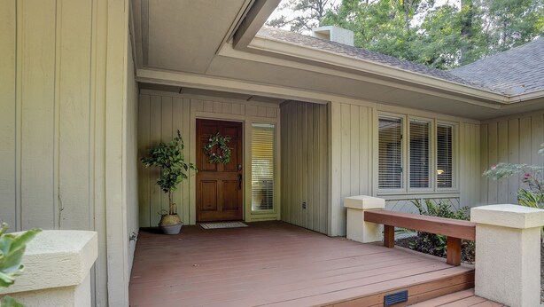 Unclassified image, 1 of 53, button - 16 Wisteria Lane (Hilton Head Island)