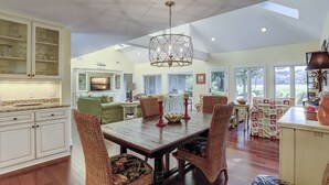 Unclassified image, 5 of 53, button - 16 Wisteria Lane (Hilton Head Island)