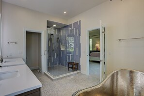 Bathroom - 20 Turnberry Lane (Hilton Head Island)