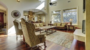 Living area - 19 Pelican (Hilton Head Island)