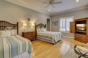 6 chambres, fer et planche à repasser, draps fournis
