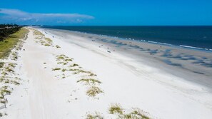 On the beach - 19 Armada (Hilton Head Island)