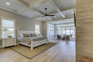 6 bedrooms, iron/ironing board, bed sheets - 19 Armada (Hilton Head Island)