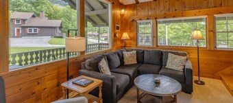 Franconia Notch Retreat- EV Charger