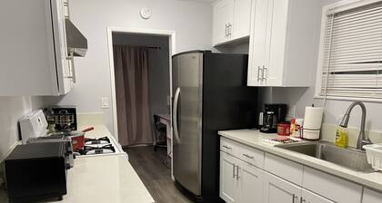 2-8 people/3 bedrooms/2bathrooms/comfortable mattress