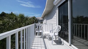 Unclassified image, 5 of 46, button