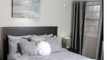 2 bedrooms, iron/ironing board, free WiFi, bed sheets