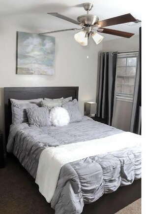 2 bedrooms, iron/ironing board, free WiFi, bed sheets