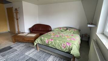 1 Schlafzimmer, kostenloses WLAN, Bettwäsche