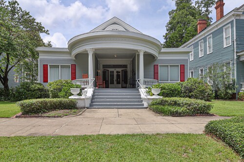 Historic "Battle House" Apartment - Uptown Columbus