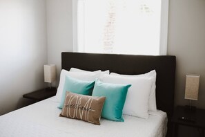 2 chambres, fer et planche à repasser, lit parapluie, Wi-Fi gratuit