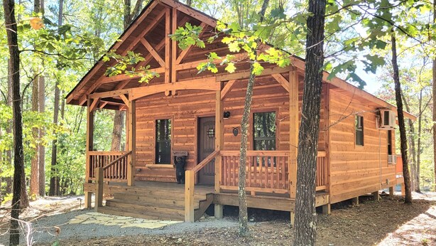 Exterior - Little Wolf Cabins/The Blue Spruce Cabin close to WPG West Trailhead (Mena)