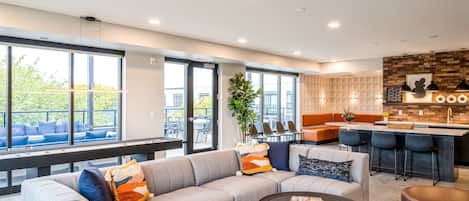 Bar lounge