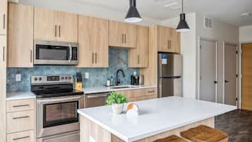 Traditional Apartment, 1 Bedroom (Self Check-in with Virtual Front Desk) | Private kitchen | Full-sized fridge, oven, stovetop, dishwasher