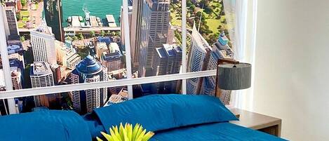 2 bedrooms, internet, bed sheets, wheelchair access