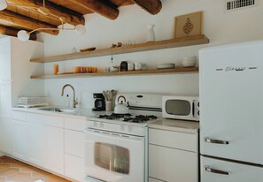 Eco-friendly cleaning products