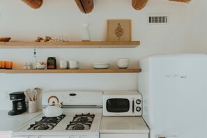 Produits de nettoyage écologiques fournis