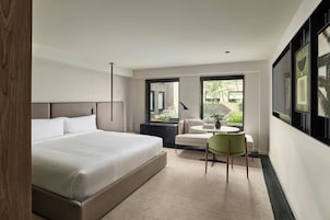 Room, 1 King Bed | Frette Italian sheets, premium bedding, down comforters