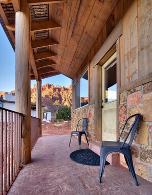 Terrace/patio - Hideout @ the Rim - John Wayne Suite (Moab)