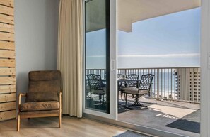 Interior - Breathtaking Ocean View 3 BDRM + Bunk Room 3 Bath Under Complete Reno Open 1/1 (Panama City Beach)