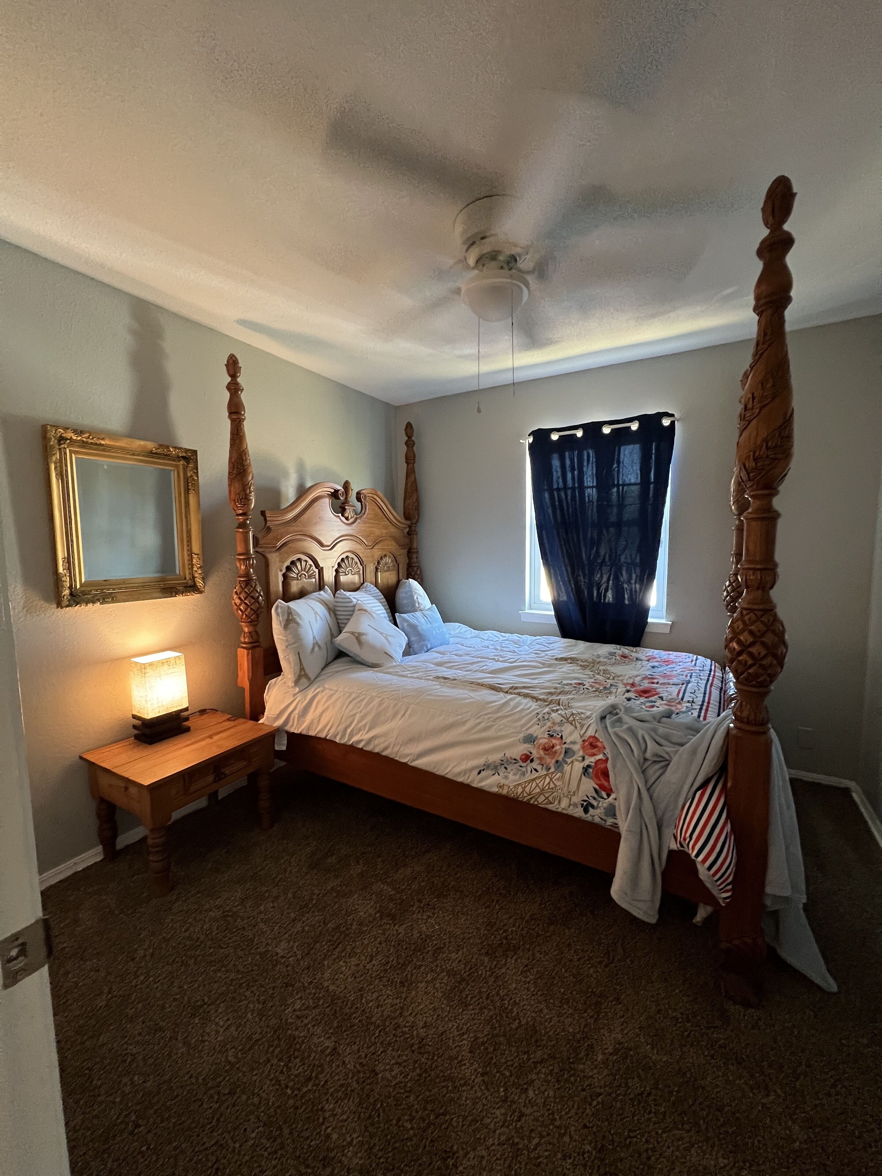 3 bedrooms, desk, iron/ironing board, free WiFi