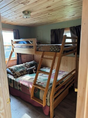 2 Schlafzimmer, kostenloses WLAN, Bettwäsche