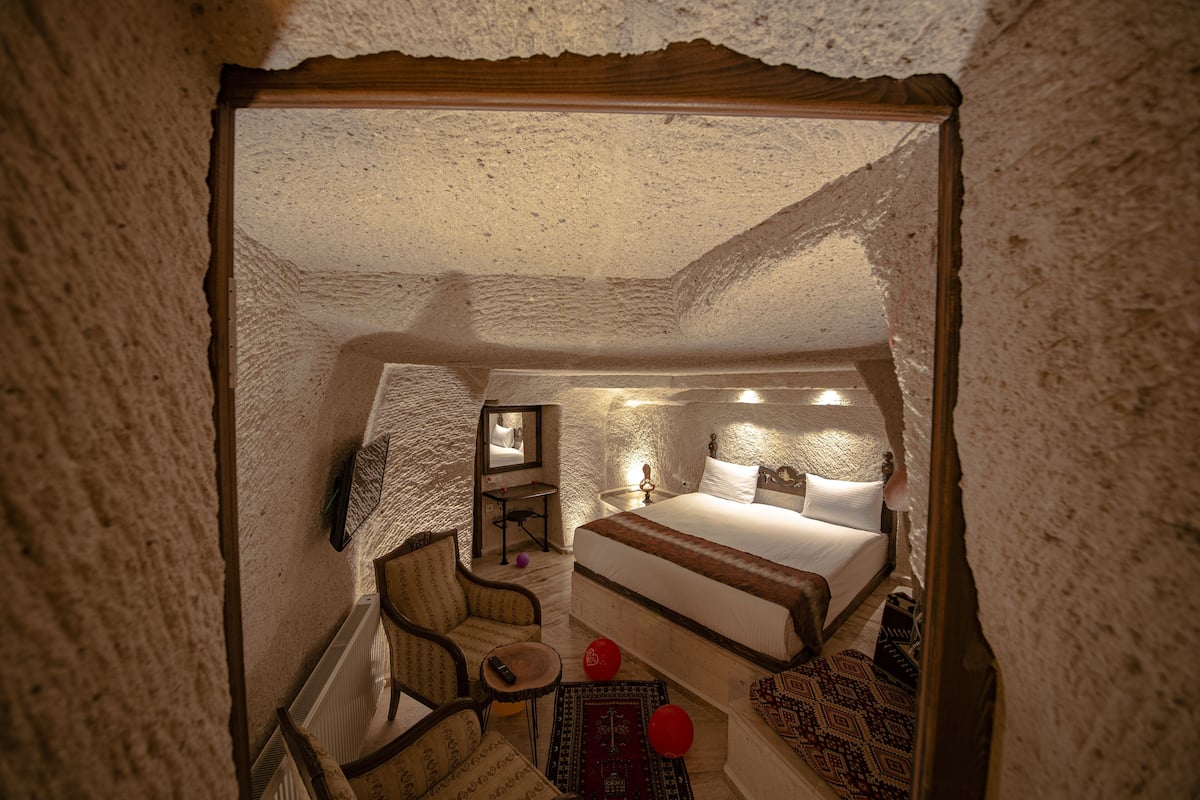 Romantic Room | 2 bedrooms, minibar, individually decorated, individually furnished