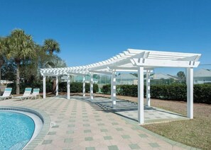 Piscine extérieure, piscine chauffée