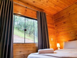 Casa Canto Canto Lindo dos Passaros - Urubici | 2 dormitorios, ropa de cama de alta calidad, decoración individual