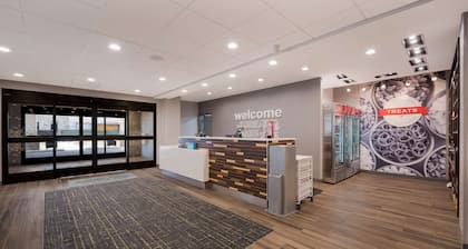 Hampton Inn Detroit Southfield