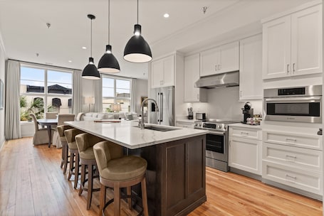 Lissner | Private kitchen | Full-size fridge, microwave, dishwasher, coffee/tea maker