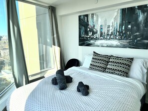 2 quartos, ferros/tábuas de passar roupa, Wi-Fi, roupa de cama
