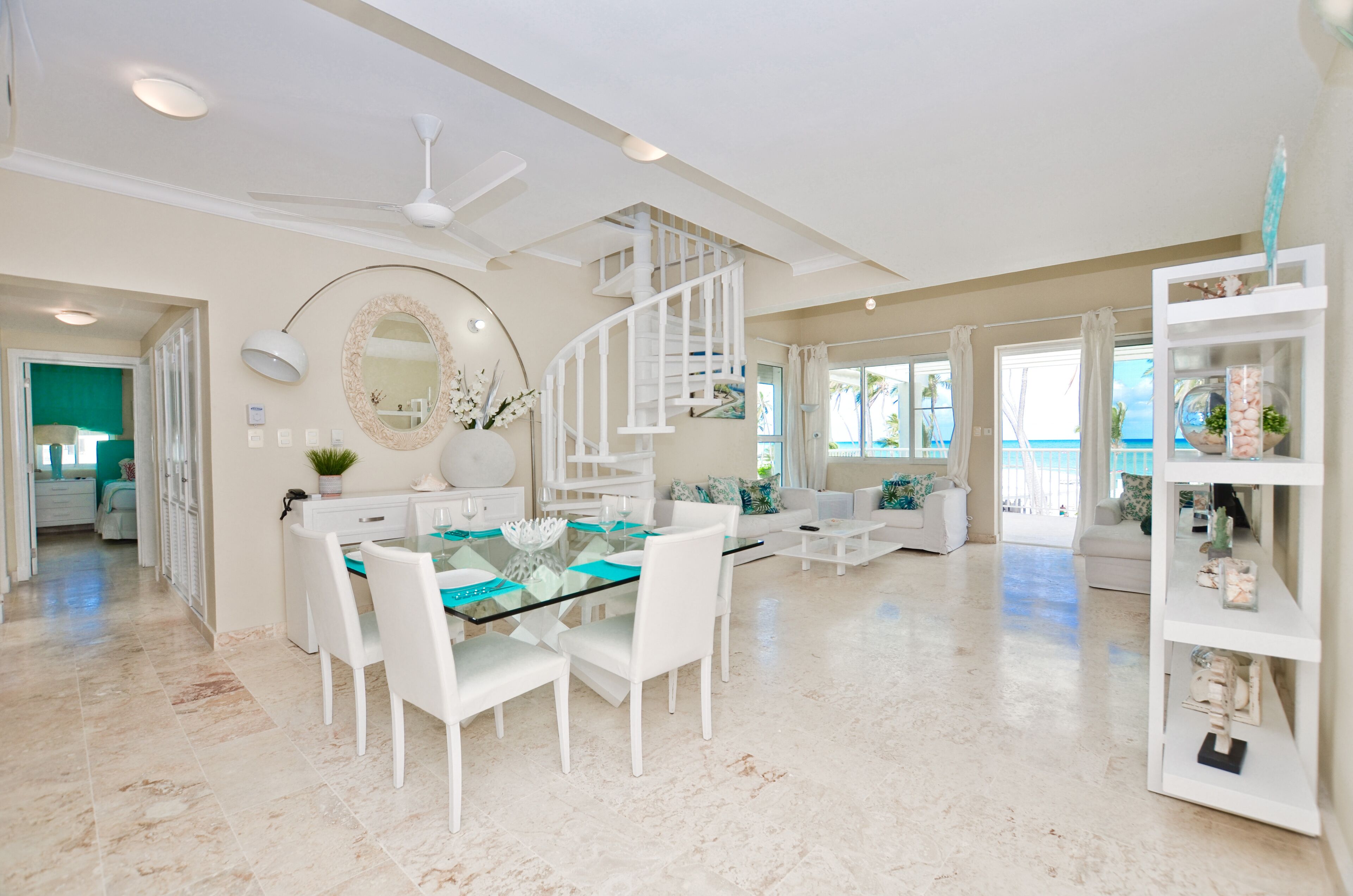 Playa Turqesa I-302 Premier Beachfront Ocean View/50mbps Wifi & Grill - Punta Cana