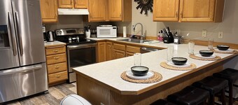 The Hidden Gem Hideaway